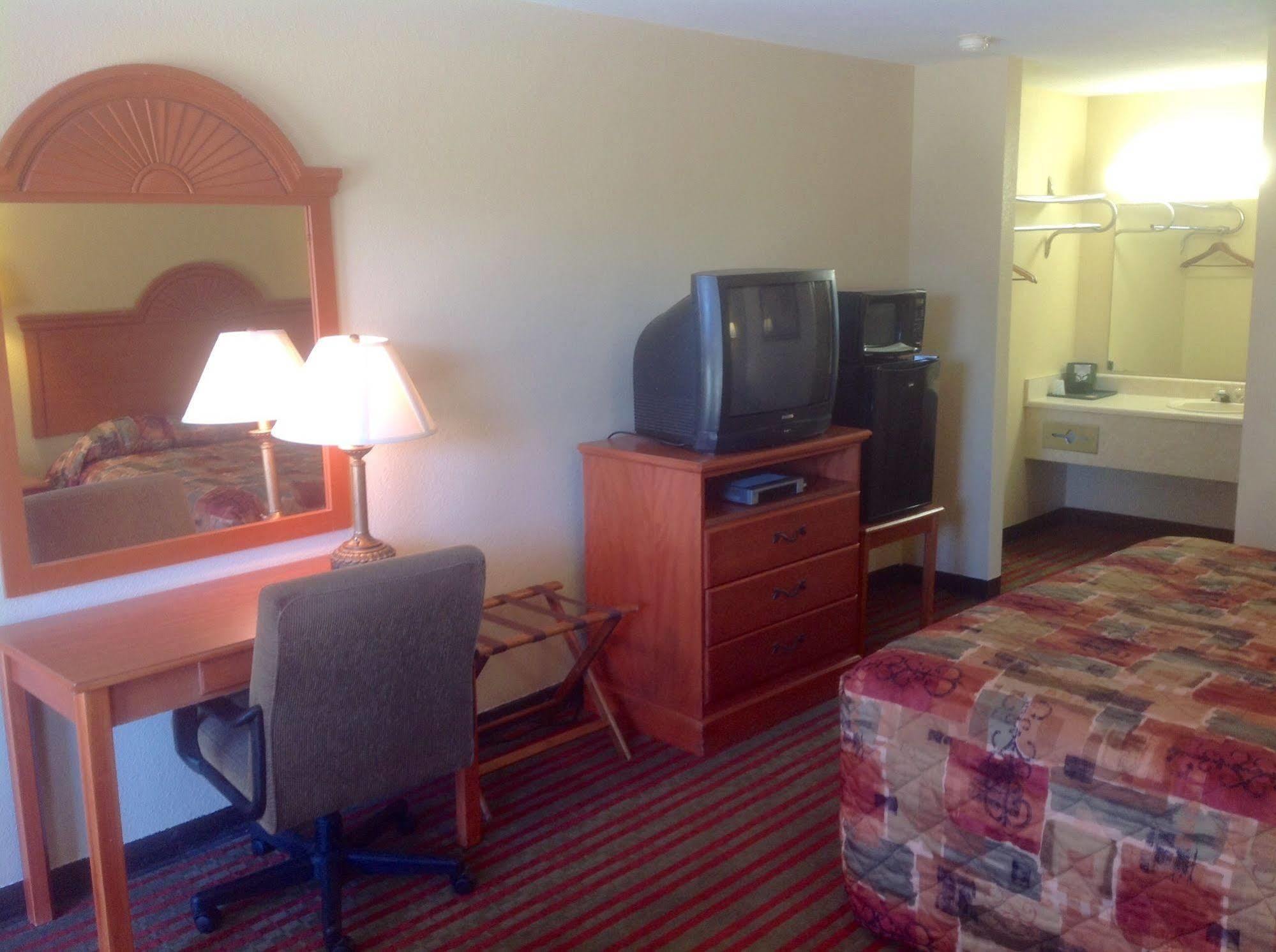 Western Motel - เจซัป ภายนอก รูปภาพ